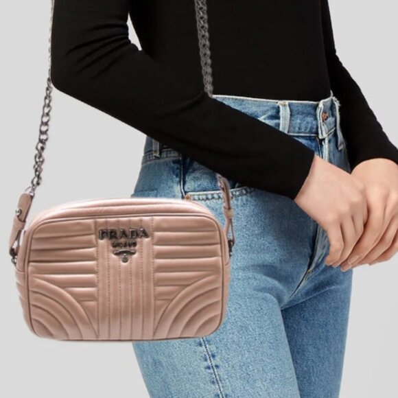 Prada Signature Diagramme Camera - Picture 9 of 9